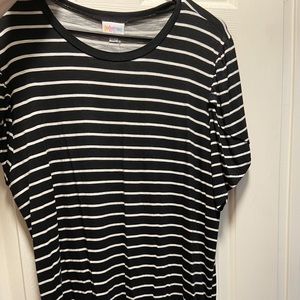 NEW Black and White Lularoe Olive Top